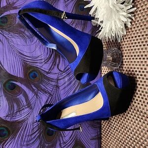 Sz 10 Black & Blue H by Halston heels leather uppers